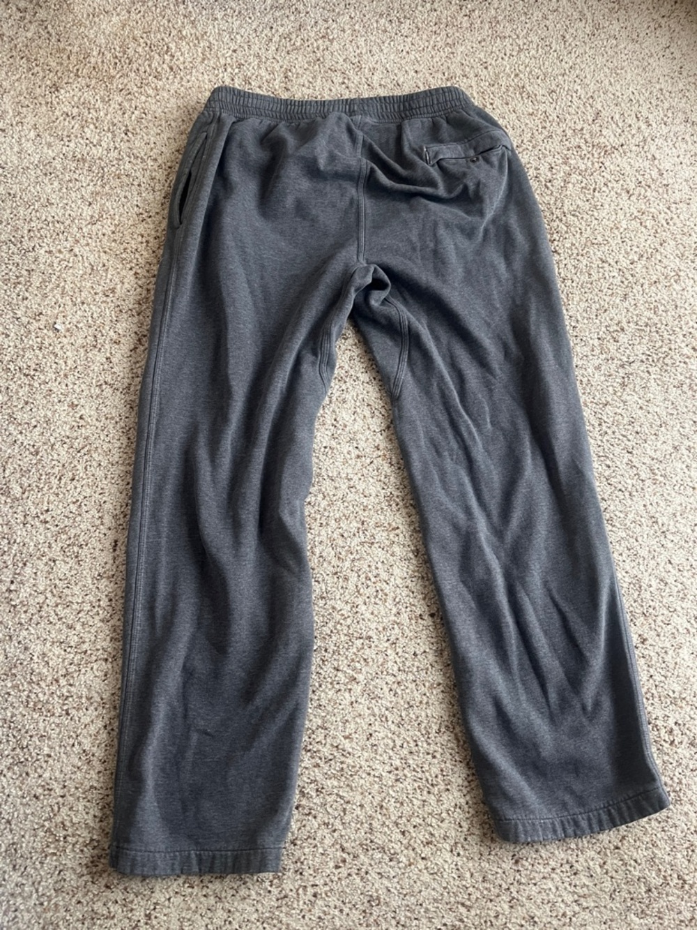 Nike mens Gray Sweatpants with White Swoosh - Picture 5 of 9